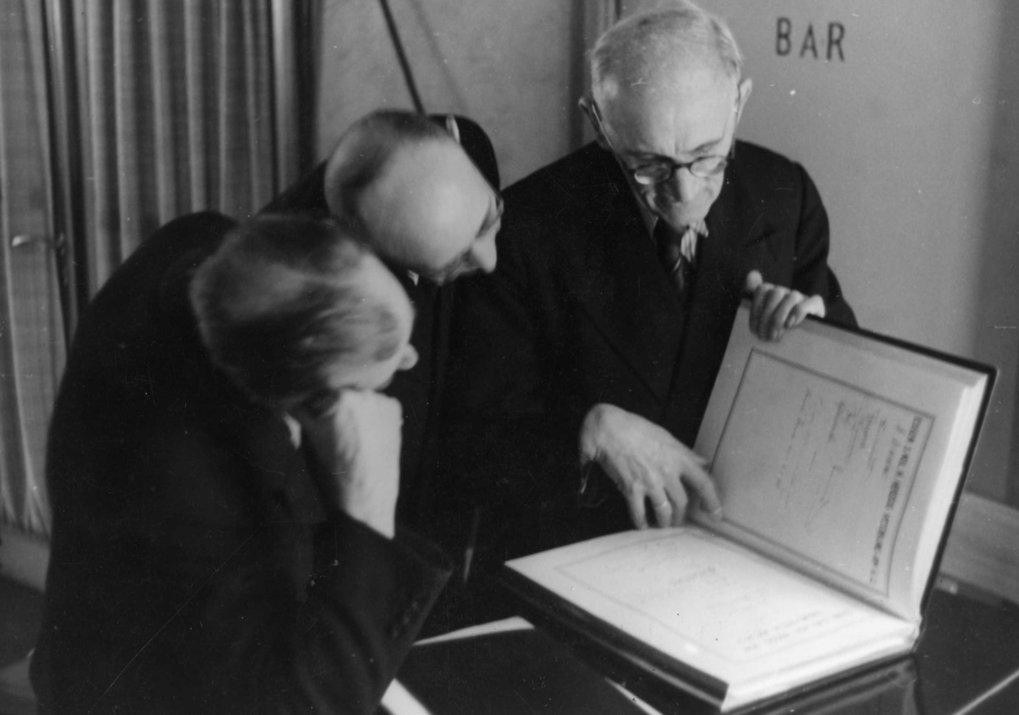 <span>Archiv der Max-Planck-Gesellschaft, <span>Infobrief Nr. 2<span id="transmark" style="display: none; width: 0px; height: 0px;"></span></span></span>