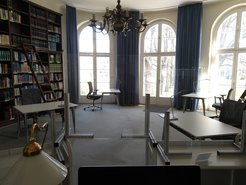 Verwaister Lesesaal des Archivs der MPG